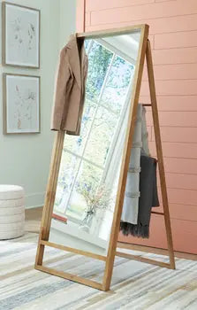 Devford floor mirror detail view
